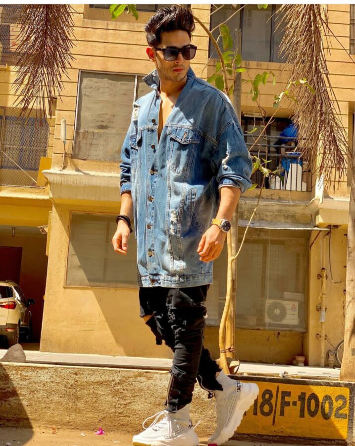 Priyank Sharma's Biography, Age, Wiki, Girlfriend, Photos and More