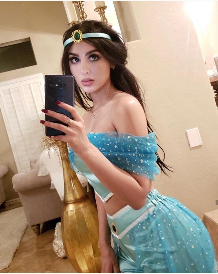 Sssniperwolf Real Name