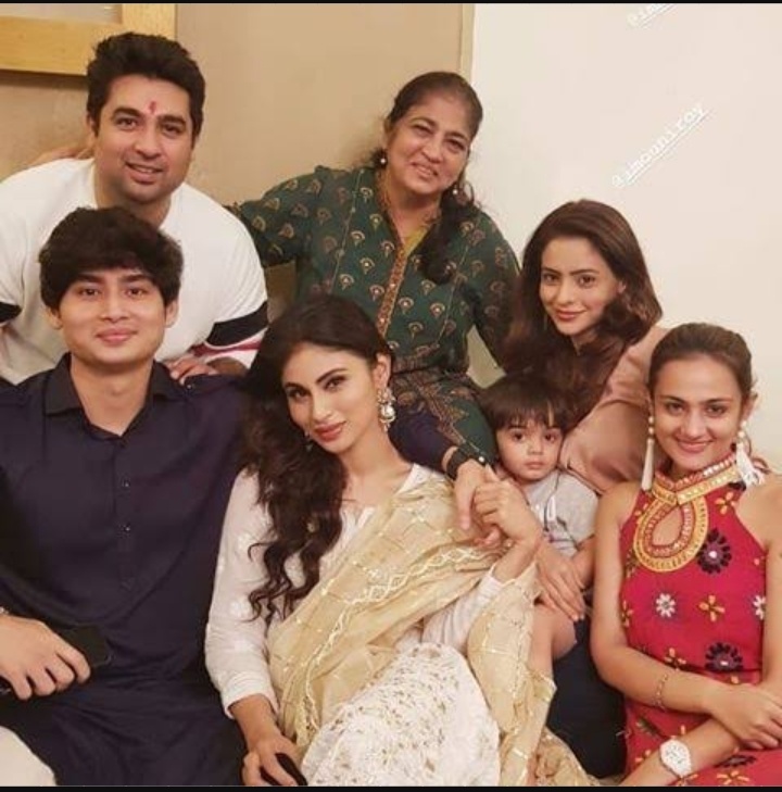 Mouni Roy family